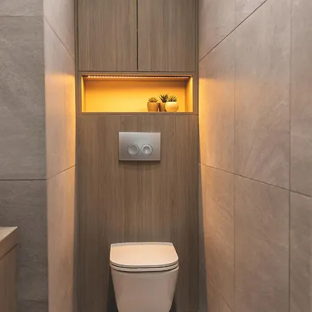 Downtown Luxe Living With Balcony شقة *