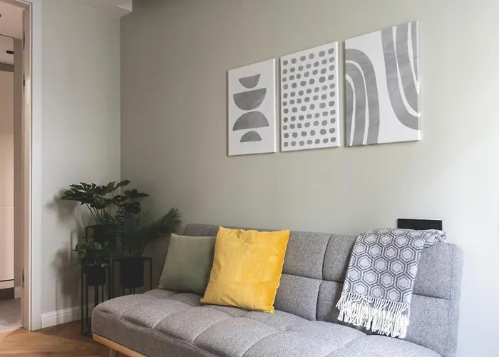 Apartament Downtown Luxe Living With Balcony *